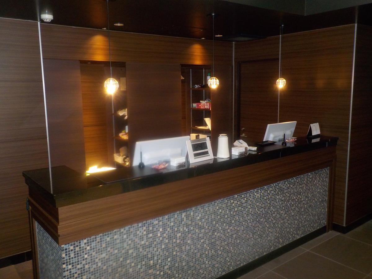 Hotel Crown Hills Katsuta Nigo Motomachiten Хітаті-Нака Екстер'єр фото